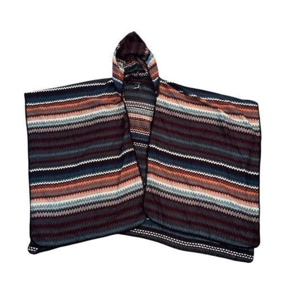 Marc New York Zigzag Patterned Poncho